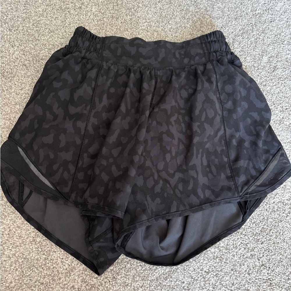 Lululemon Hotty Hot Shorts